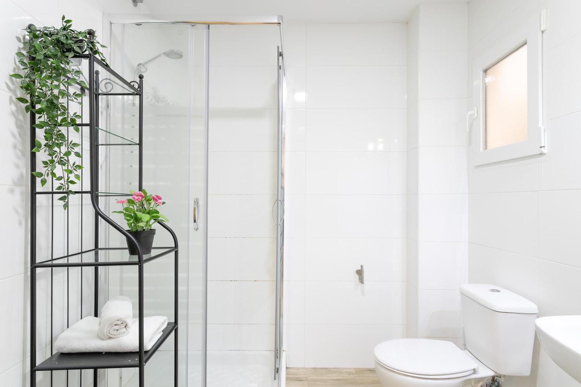 Apartamentos San Leandro, Centro Alicante Exteriör bild
