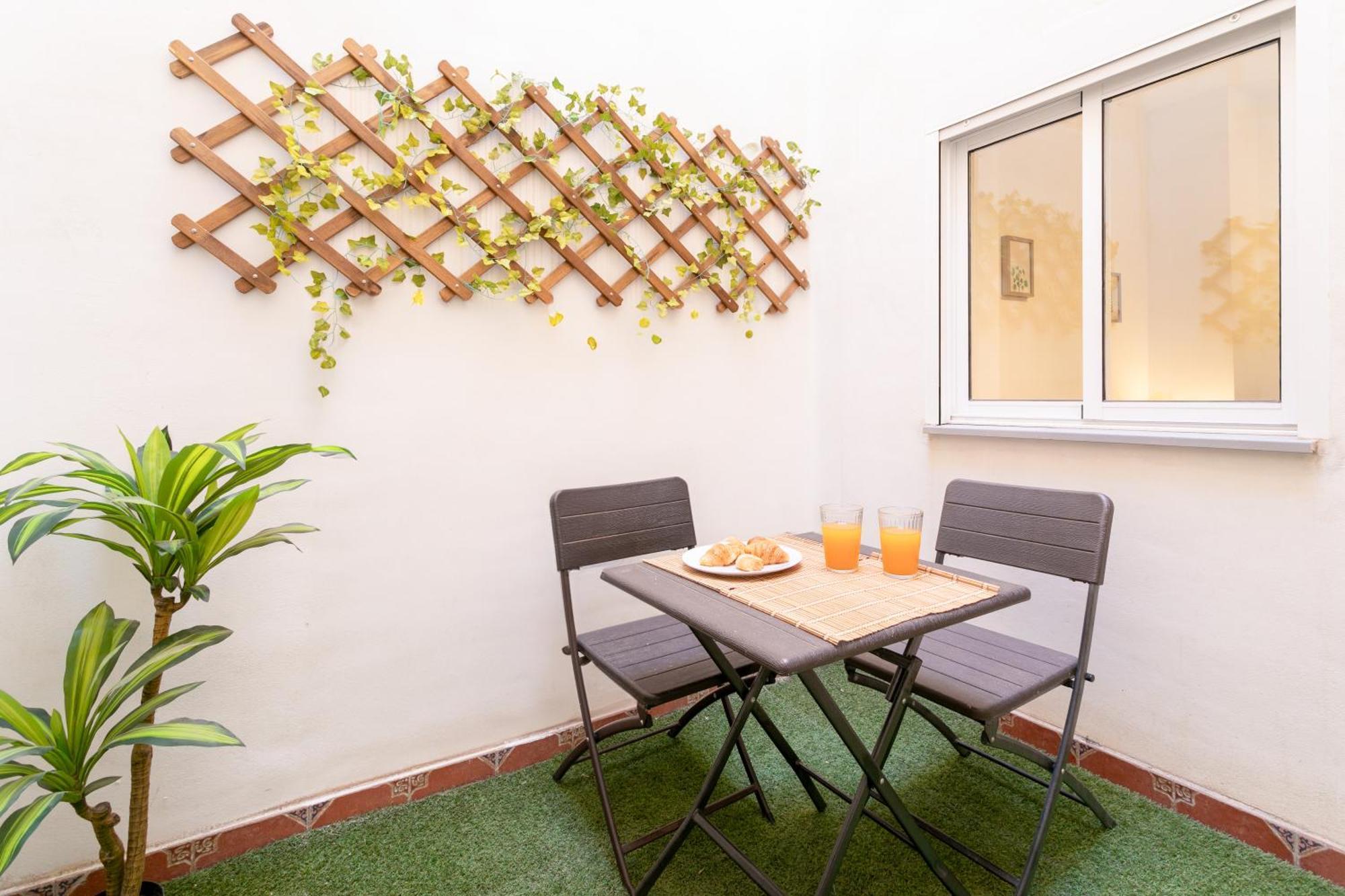 Apartamentos San Leandro, Centro Alicante Exteriör bild