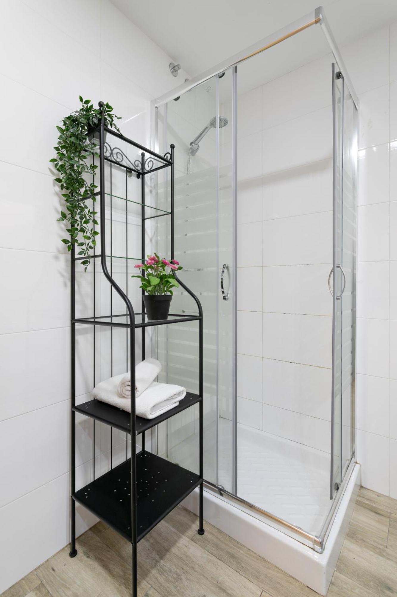 Apartamentos San Leandro, Centro Alicante Exteriör bild