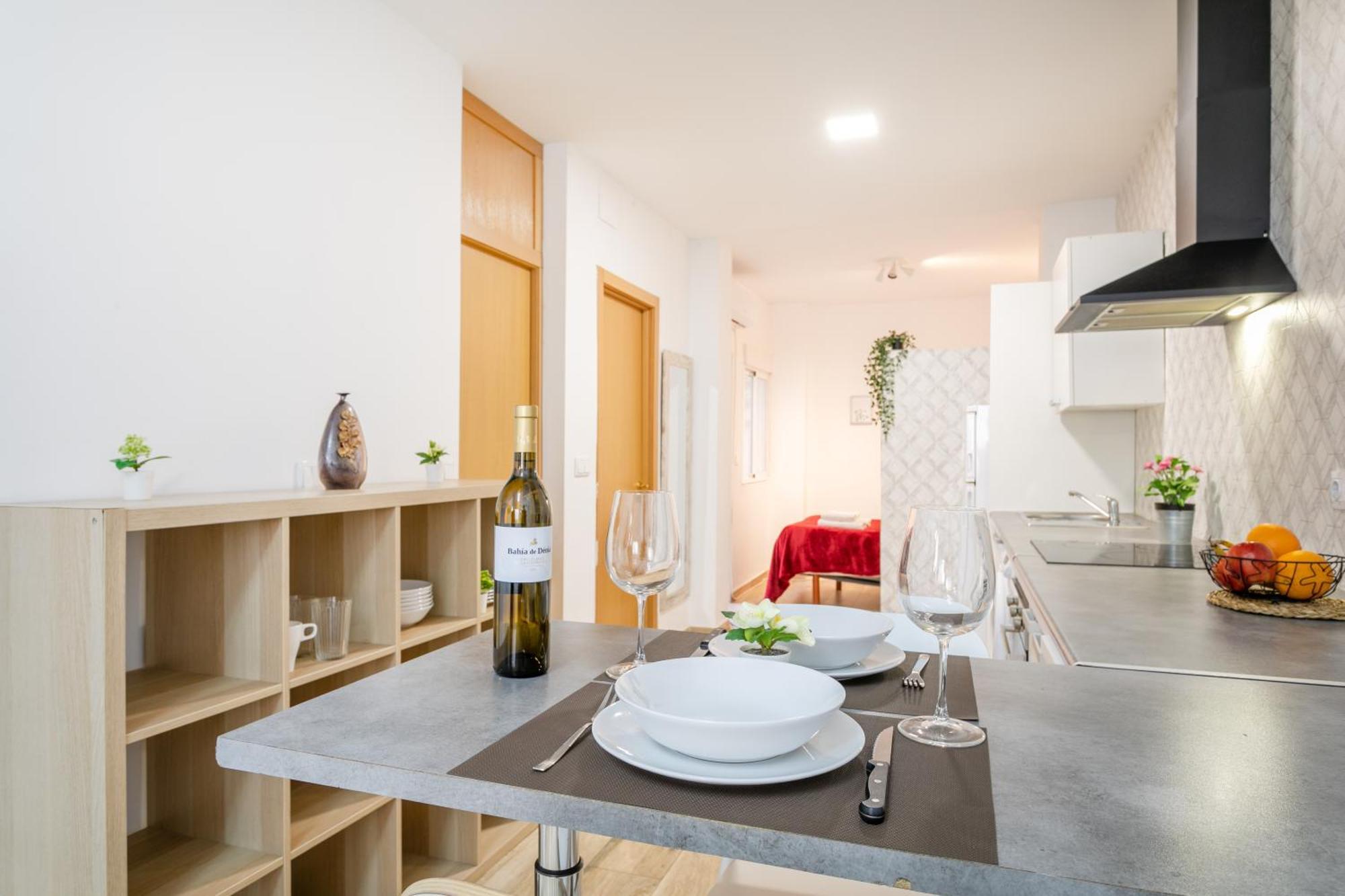 Apartamentos San Leandro, Centro Alicante Exteriör bild
