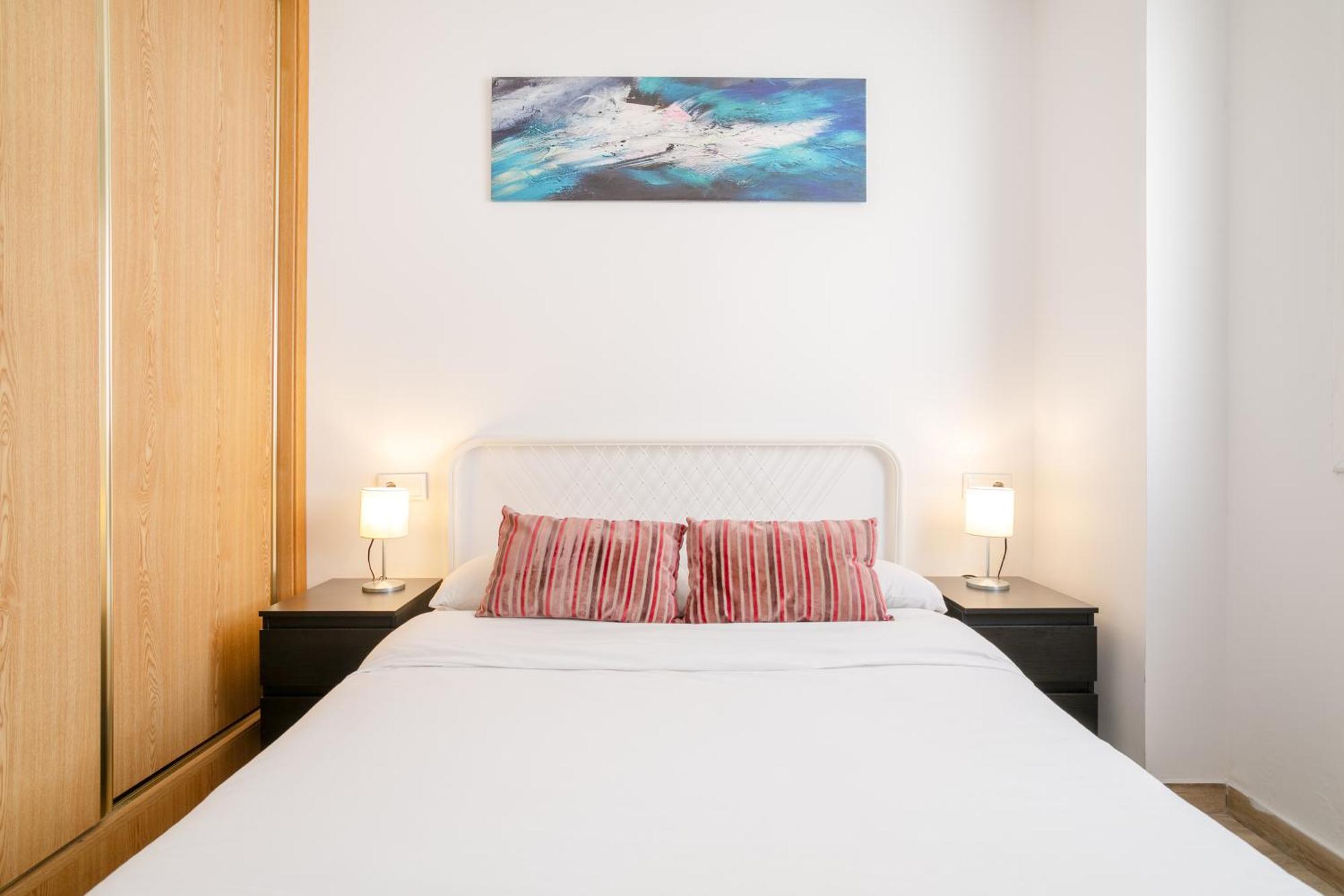 Apartamentos San Leandro, Centro Alicante Exteriör bild
