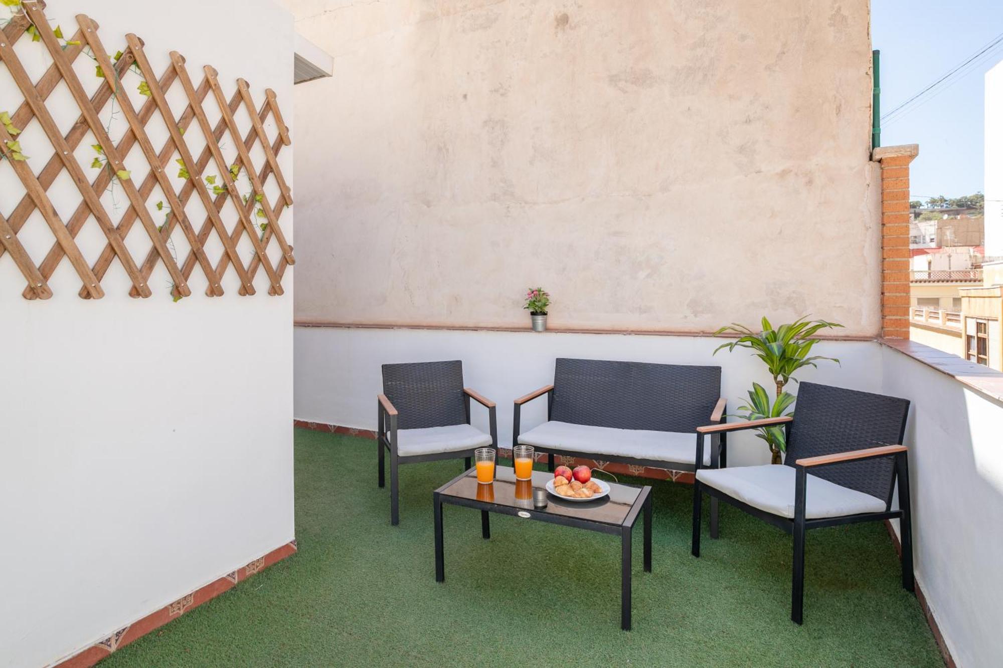 Apartamentos San Leandro, Centro Alicante Exteriör bild